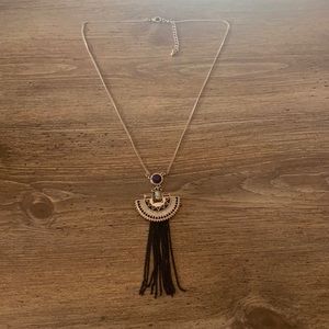 Adjustable statement necklace